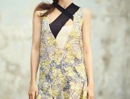 Материал о Эмилии Кларк в журнале Vogue 