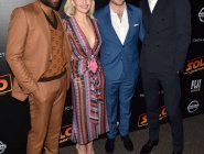 Множество снимков из личных архивов звезд сериала «Игра престолов» Часть 5