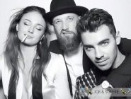 Множество снимков из личных архивов звезд сериала «Игра престолов» Часть 2