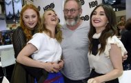 Каст сериала «Игра престолов» во время автограф-сессии на Comic Con 2015